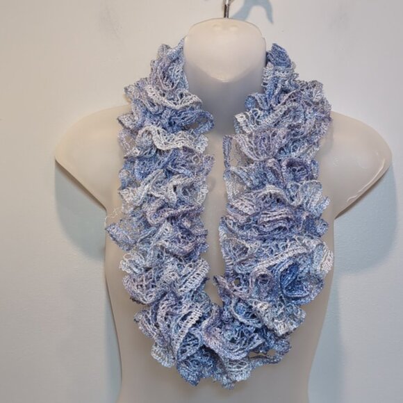 3/$20 Set of 2 Handmade Infinity Scarves Metallic Knit Ruffled Fall Winter - Picture 4 of 10